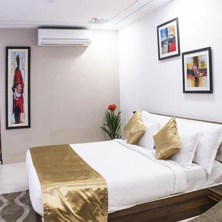 Hotel Kingfisher Udaipur Eksteriør bilde