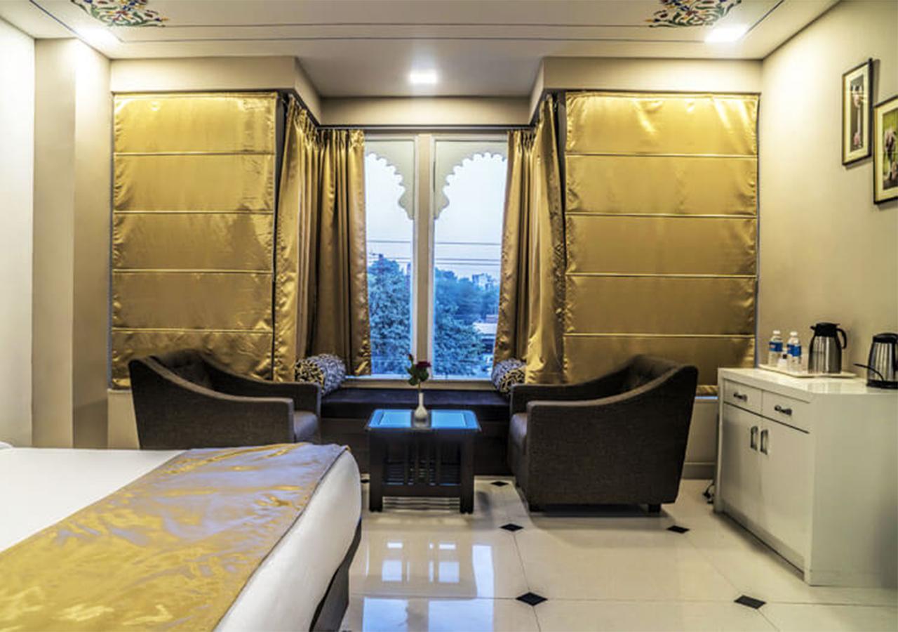 Hotel Kingfisher Udaipur Eksteriør bilde